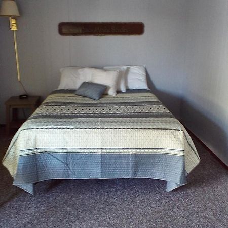 The Monarch Motel Cheboygan Zewnętrze zdjęcie